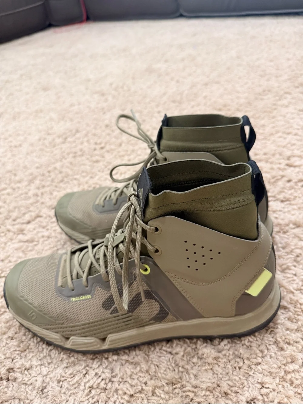 Adidas trail cross high tops